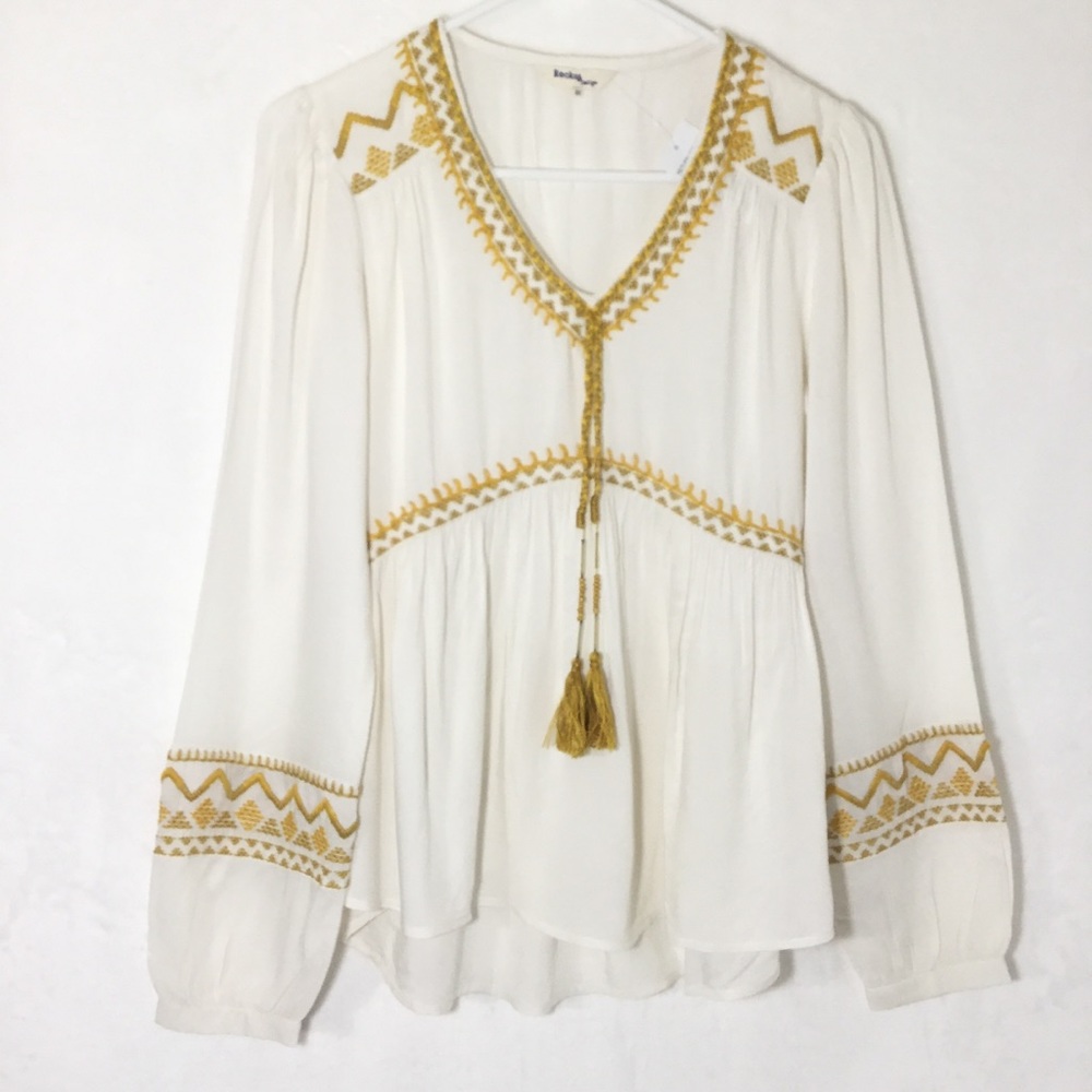Rocks & Indigo Geometric Embroidered Top